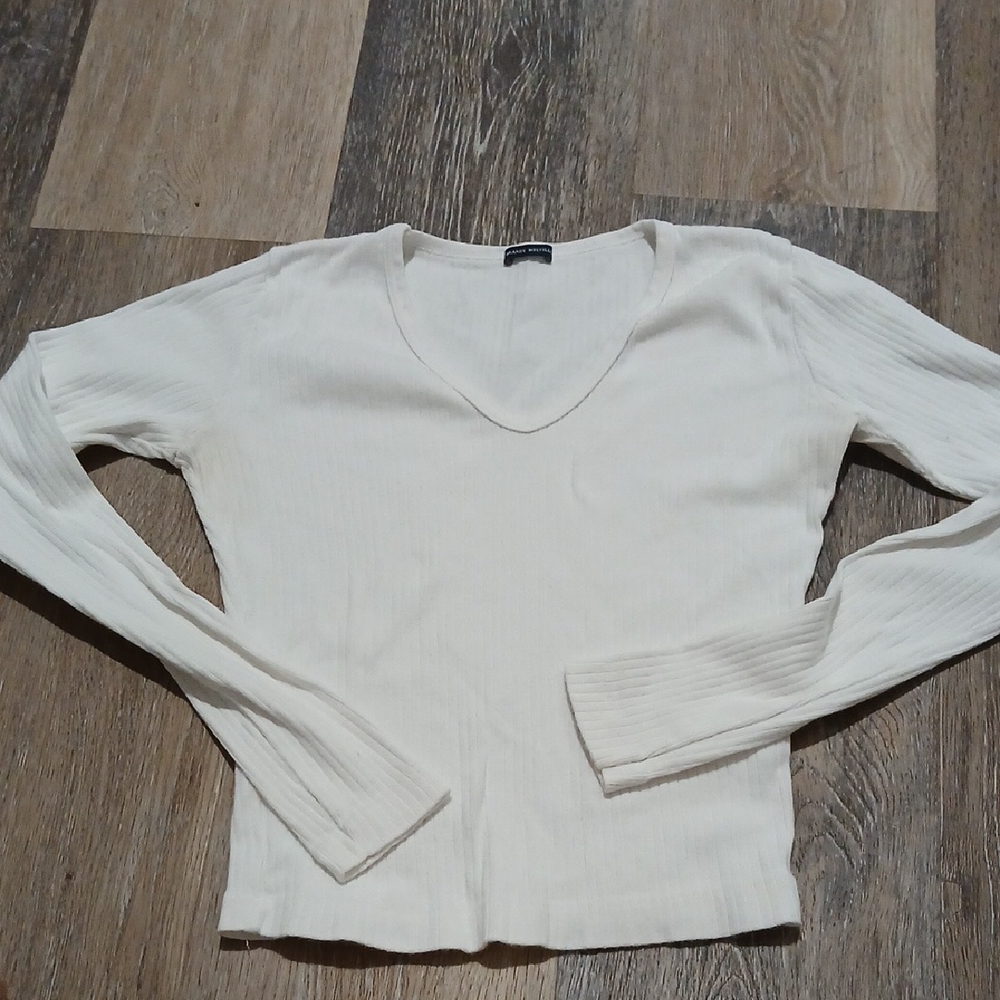 Brandy Melville Long Sleeve Ribbed V-neck In White - One Size